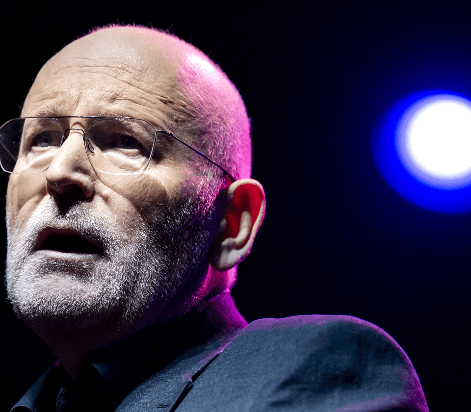 Duitse krant linkt Frans Timmermans opnieuw aan Europees lobbyschandaal