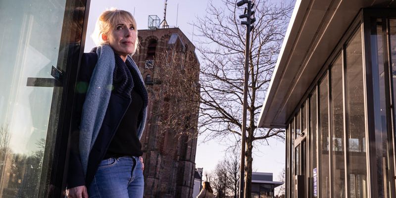 Xaviere-Heeremans-doorbreekt-taboe-seksueel-misbruik-met-indringend-boek-vol-getuigenissen
