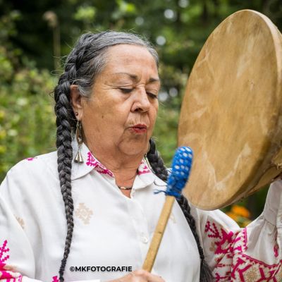 Medicijnvrouw Carola Esparza