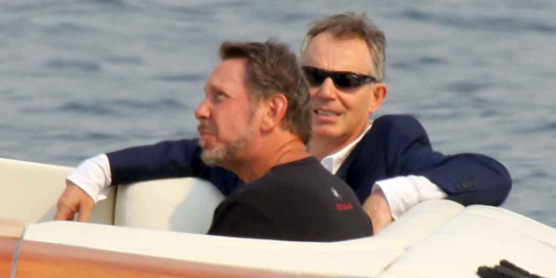 Groot-Brittannië zet stap naar controlestaat — met dank aan Tony Blair en Larry Ellison