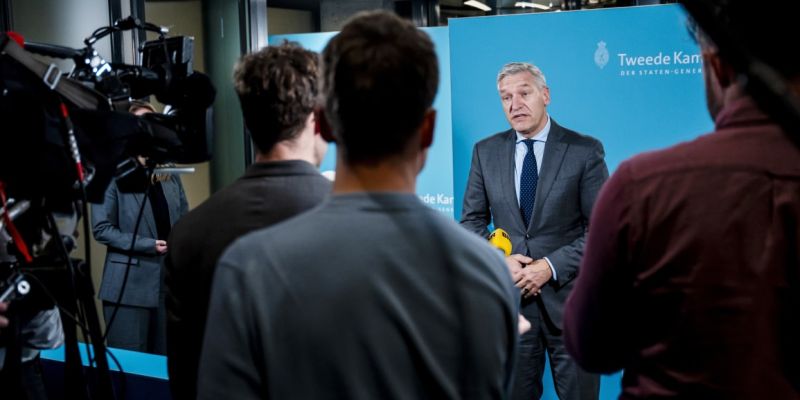 Gevestigde media vragen overheid om bescherming tegen big tech