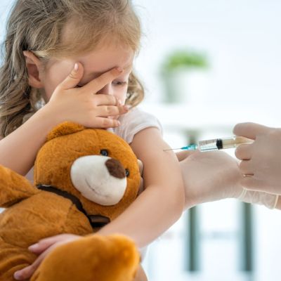 Kinderen gedood door covid-vaccins volgens Amerikaanse geneesmiddelenautoriteit