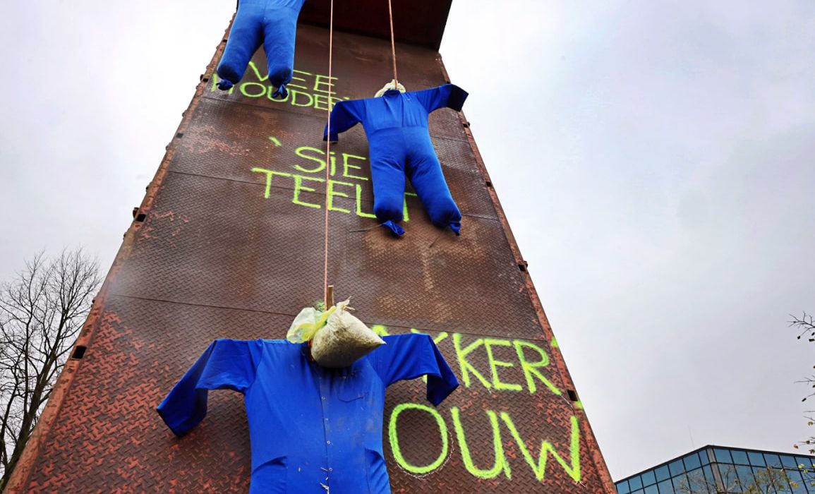 Provincie Noord-Brabant duwt boeren het “sterfhuis” in