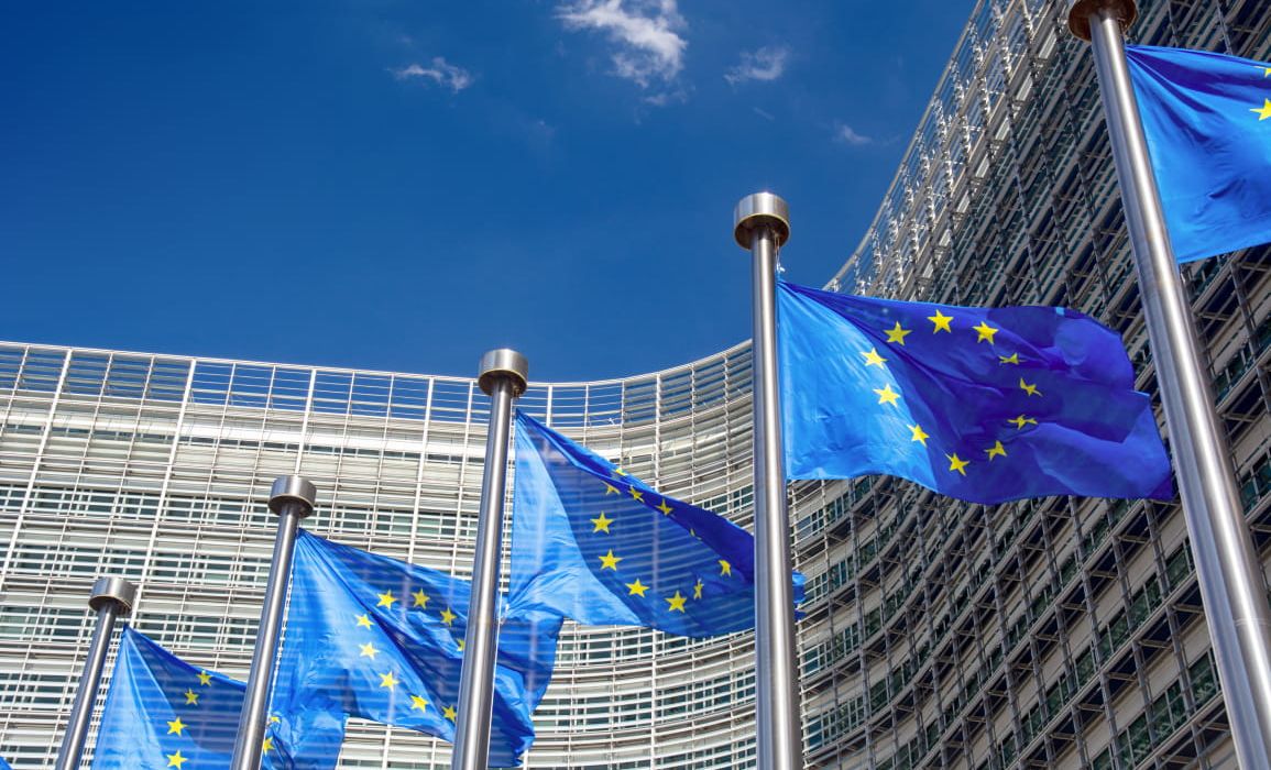 EU verklaart critici vogelvrij