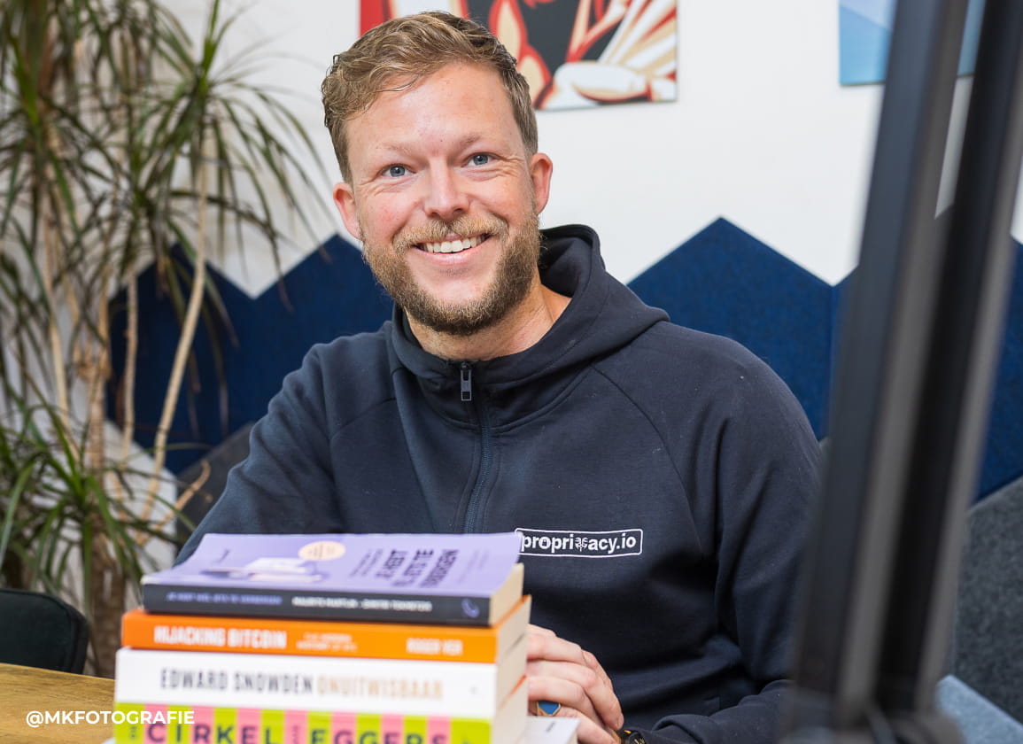 Je privacy beschermen kan, maar je moet het zelf doen” - De Andere Krant