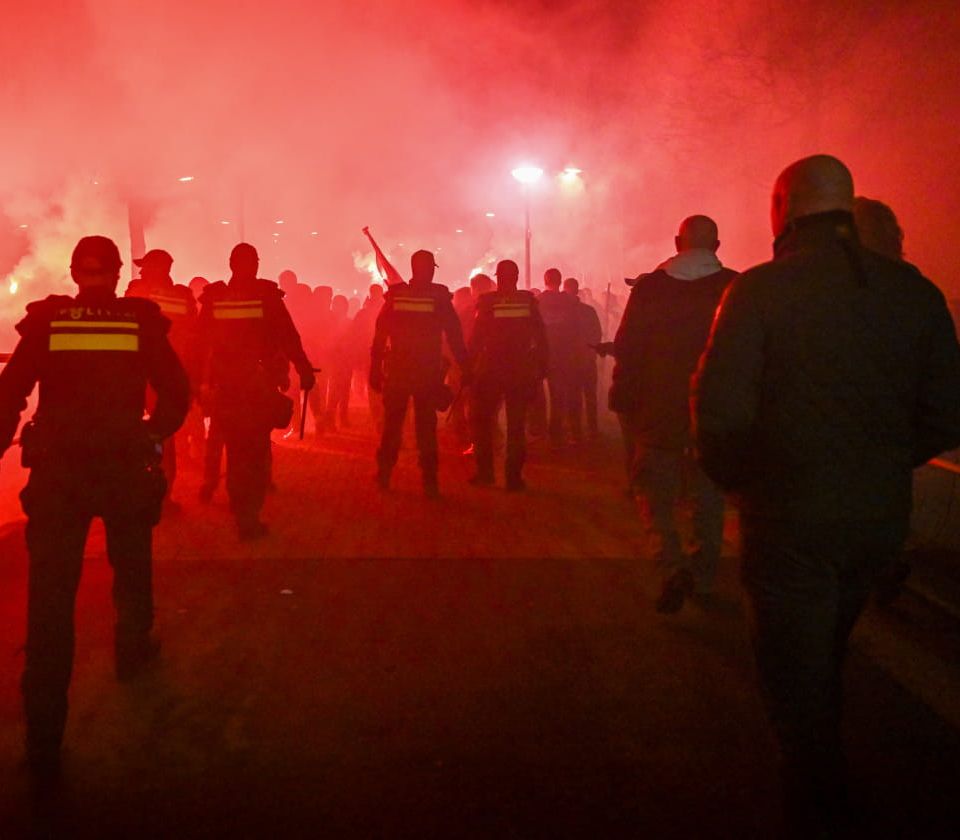 Autoriteiten in gemeente Molenlanden in het nauw na reconstructie over azc-demonstratie
