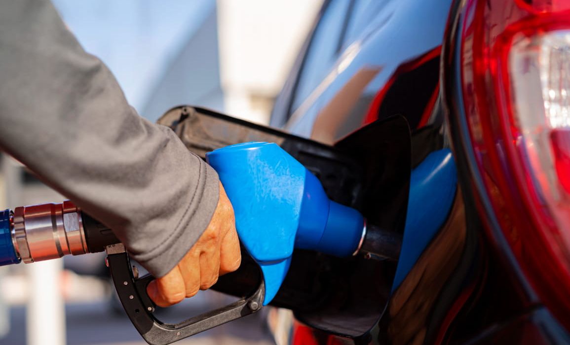 “Stop de duurste benzine van Europa” b