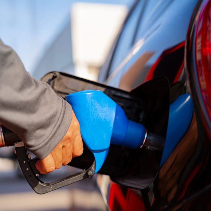 “Stop de duurste benzine van Europa” b