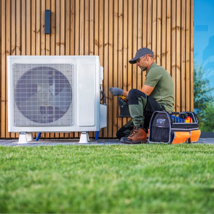 Kabinet Jetten jaagt huishoudens op kosten met verplichte ‘slimme’ warmtepomp